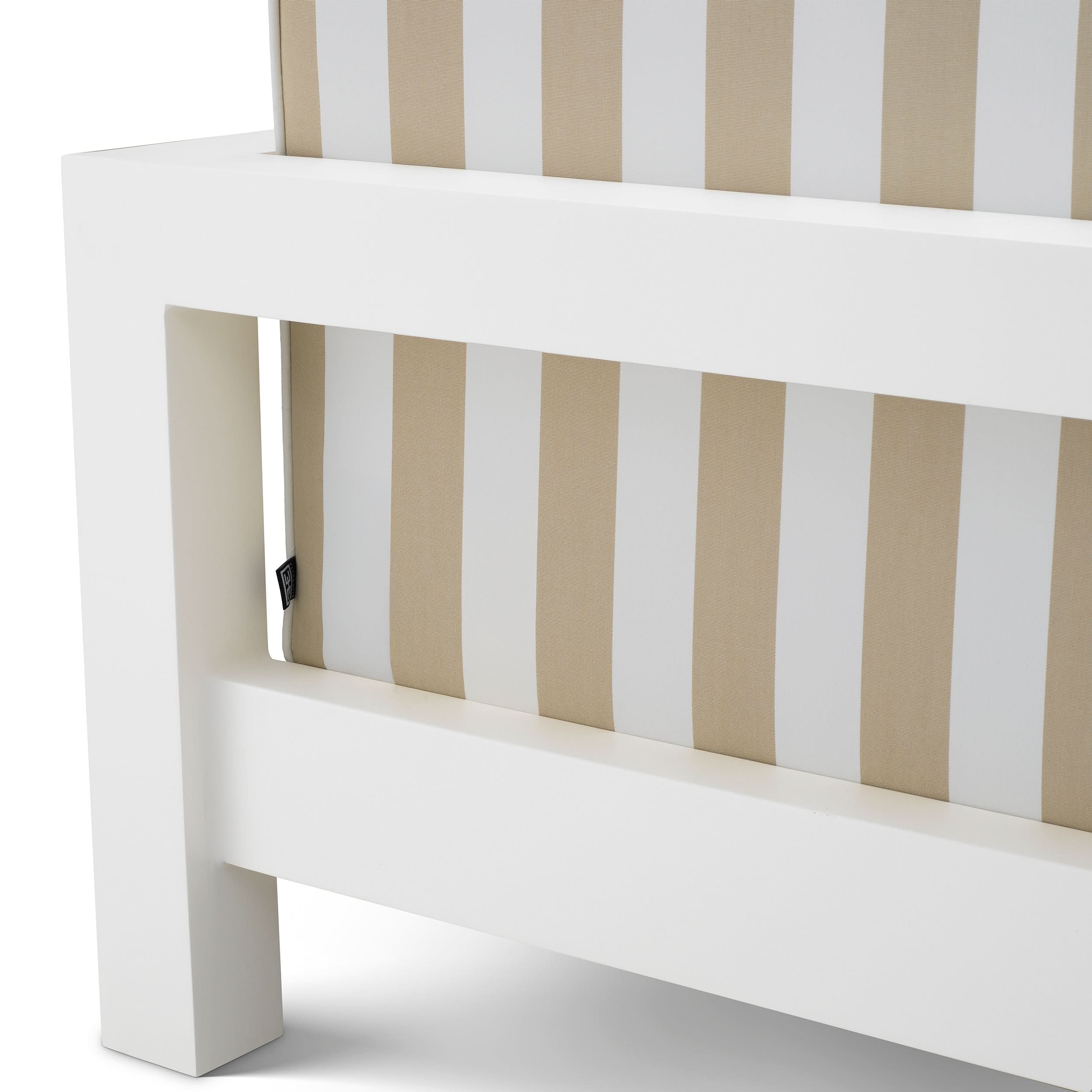 Eichholtz Outdoor Lounge Set Cap-Antibes – Sofa, 2 Sessel, 2 Couchtische &amp; Tischleuchte Outdoor Set Eichholtz