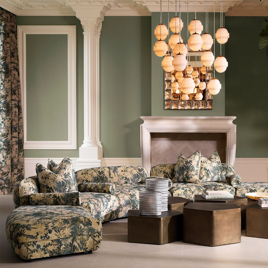 Eichholtz Kronleuchter Icarus – Antik-Messing | Alabaster Kronleuchter Eichholtz