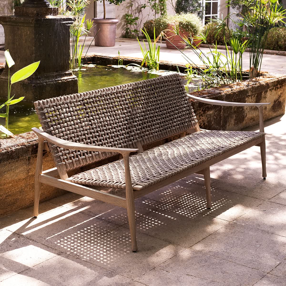 Eichholtz Outdoor Sofa Manzo – Aged Teak | Greige Rope Outdoor Sofa Eichholtz