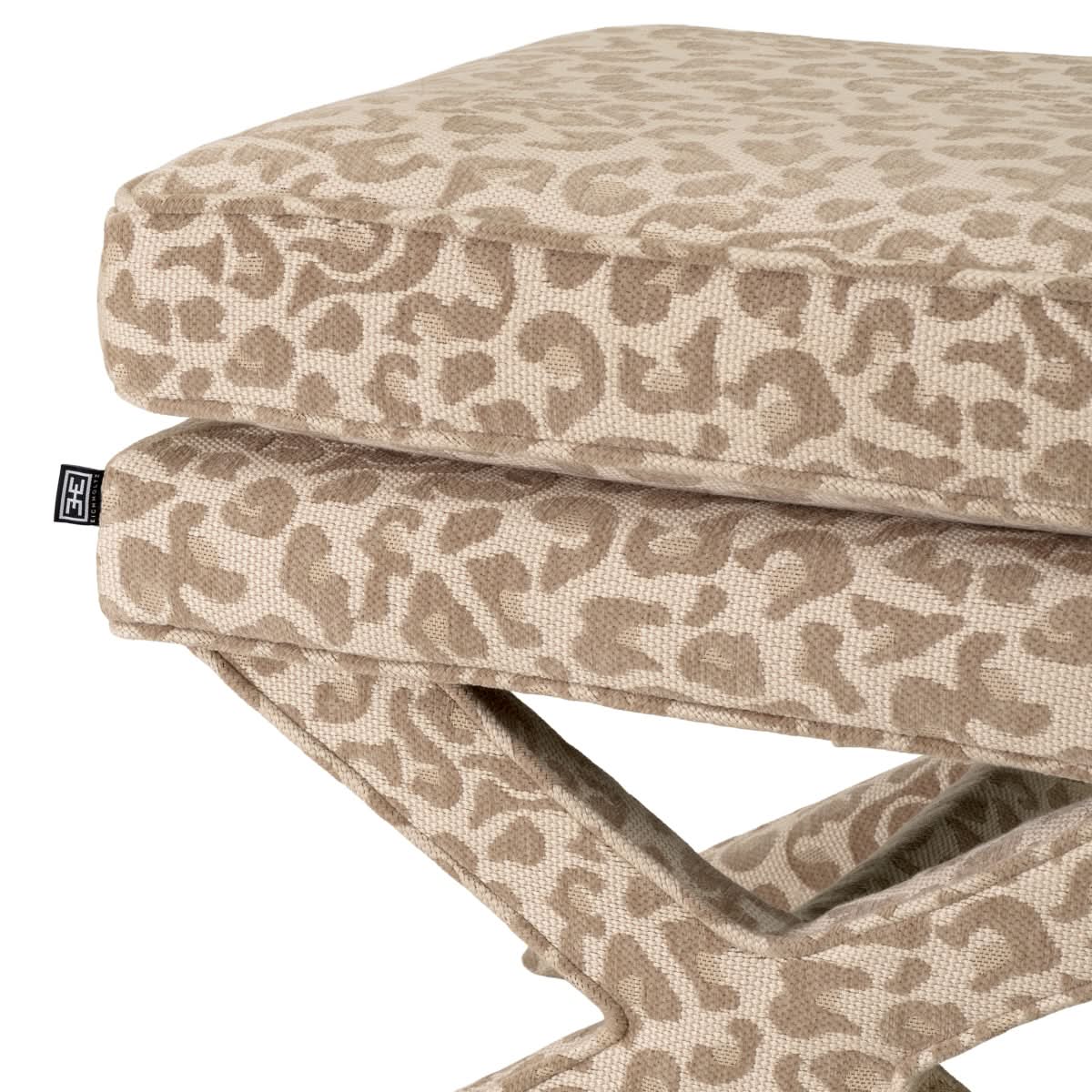 Eichholtz Hocker Cordoba – Harley Leopard Beige Polsterhocker Eichholtz