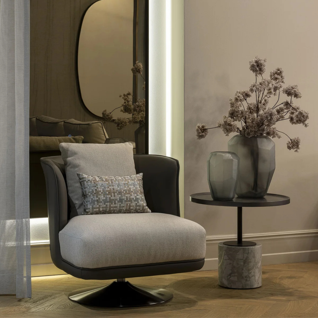 The Grand GREGORIO Drehbarer Loungesessel – Greige | Taupe Grau Drehsessel The Grand Collection