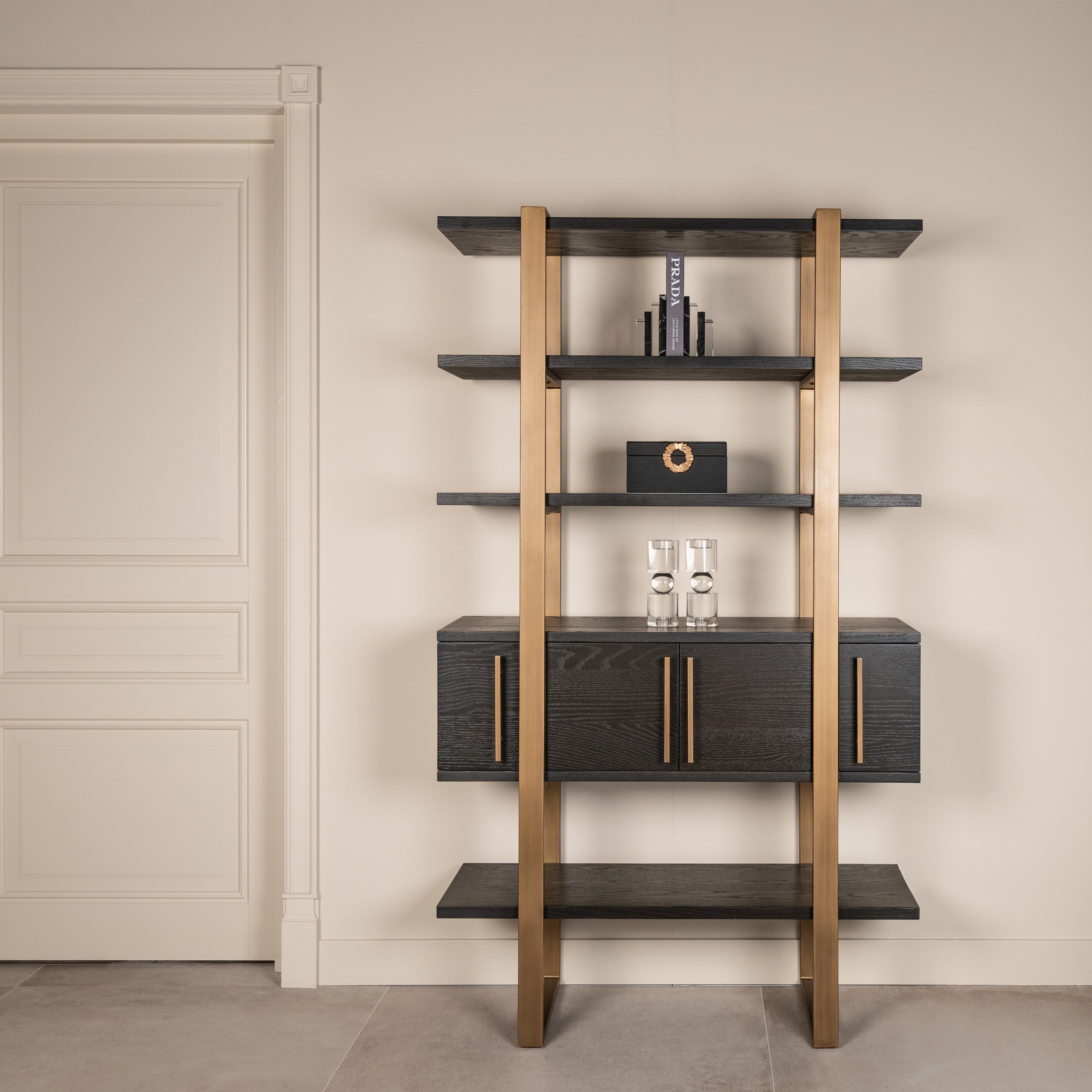 Richmond Interiors Vitrine Cambon dark coffee Vitrine Richmond Interiors