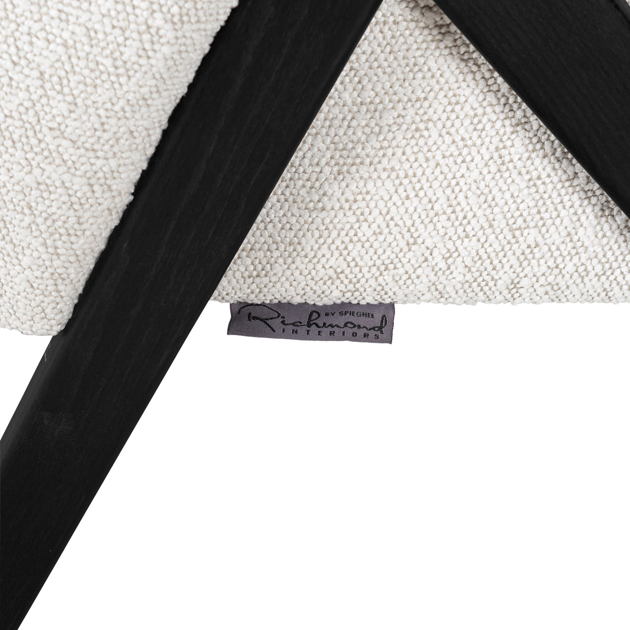 Richmond Interiors Lounge Stuhl Mia white bouclé