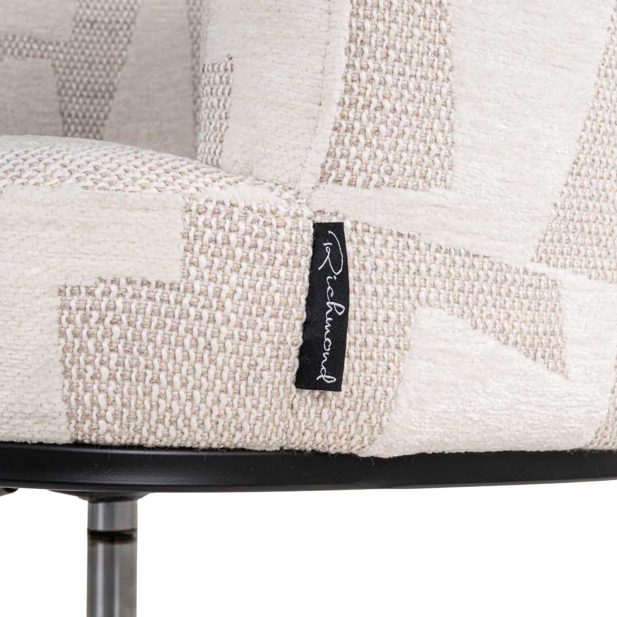 Richmond Interiors Esszimmerstuhl Rochenne beige graffic swivel on wheels Richmond Interiors