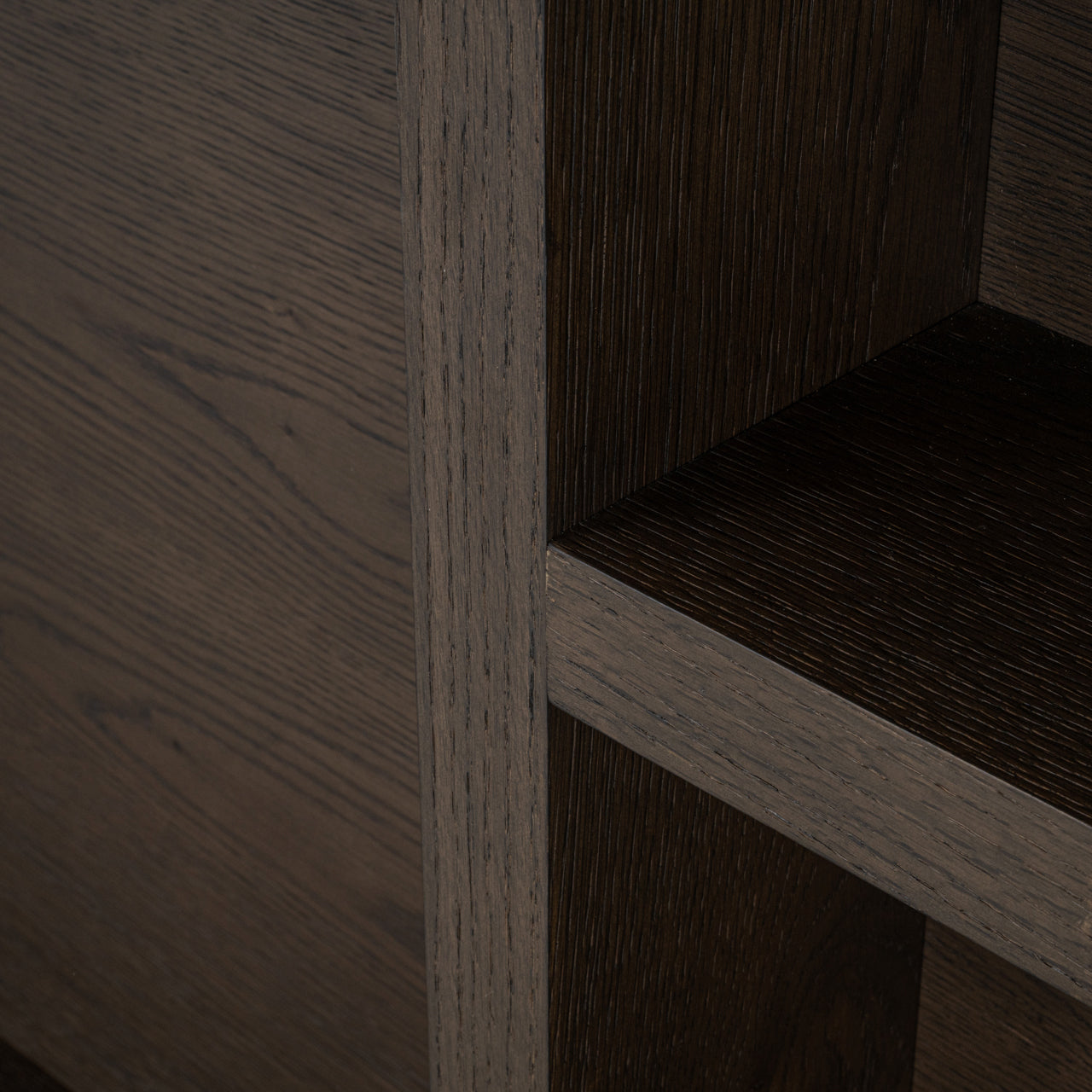 Richmond Interiors TV-Schrank Lachance brown 3-doors 2-drawers TV-Schrank Richmond Interiors