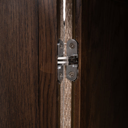 Kredens Richmond Interiors Willox beżowy 4-drzwiowy
