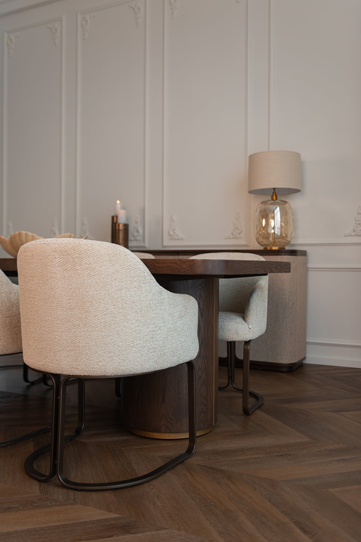 Richmond Interiors Esszimmerstuhl Hadley natural boldweave fire retardant Richmond Interiors