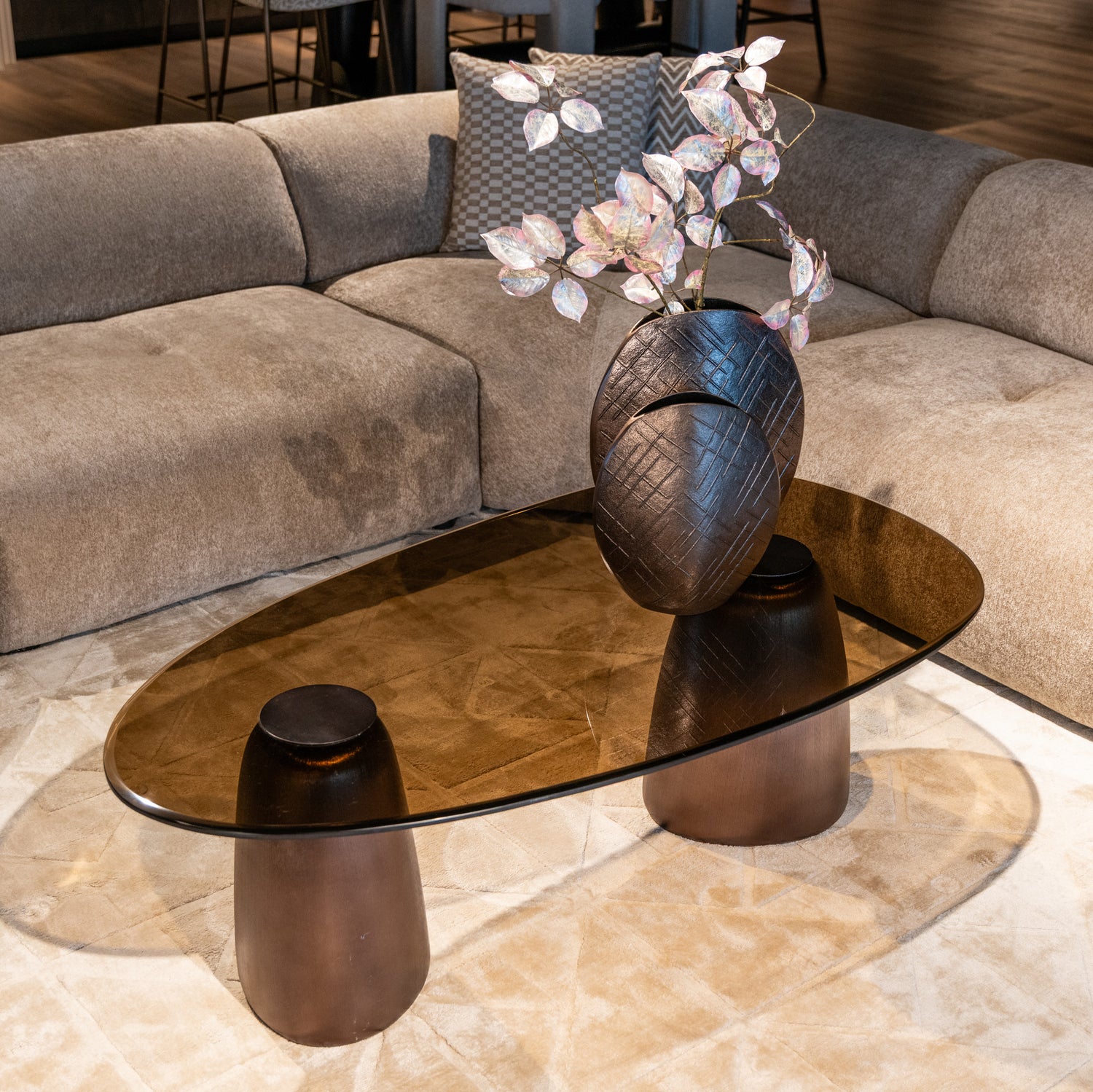 Richmond Interiors Couchtisch Hayden bronze oval Couchtisch Richmond Interiors