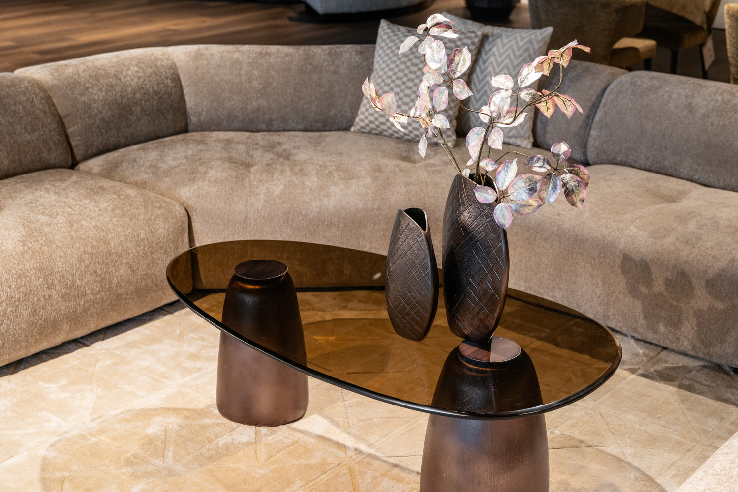 Richmond Interiors Couchtisch Hayden bronze oval Couchtisch Richmond Interiors