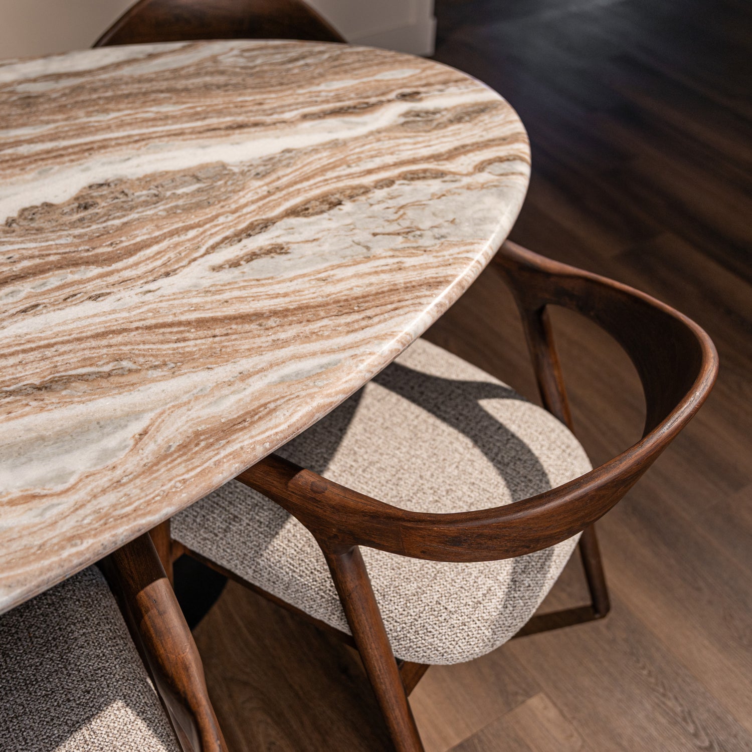 Richmond Interiors Esstisch Rashford Blush beige oval 200 Esstisch Richmond Interiors