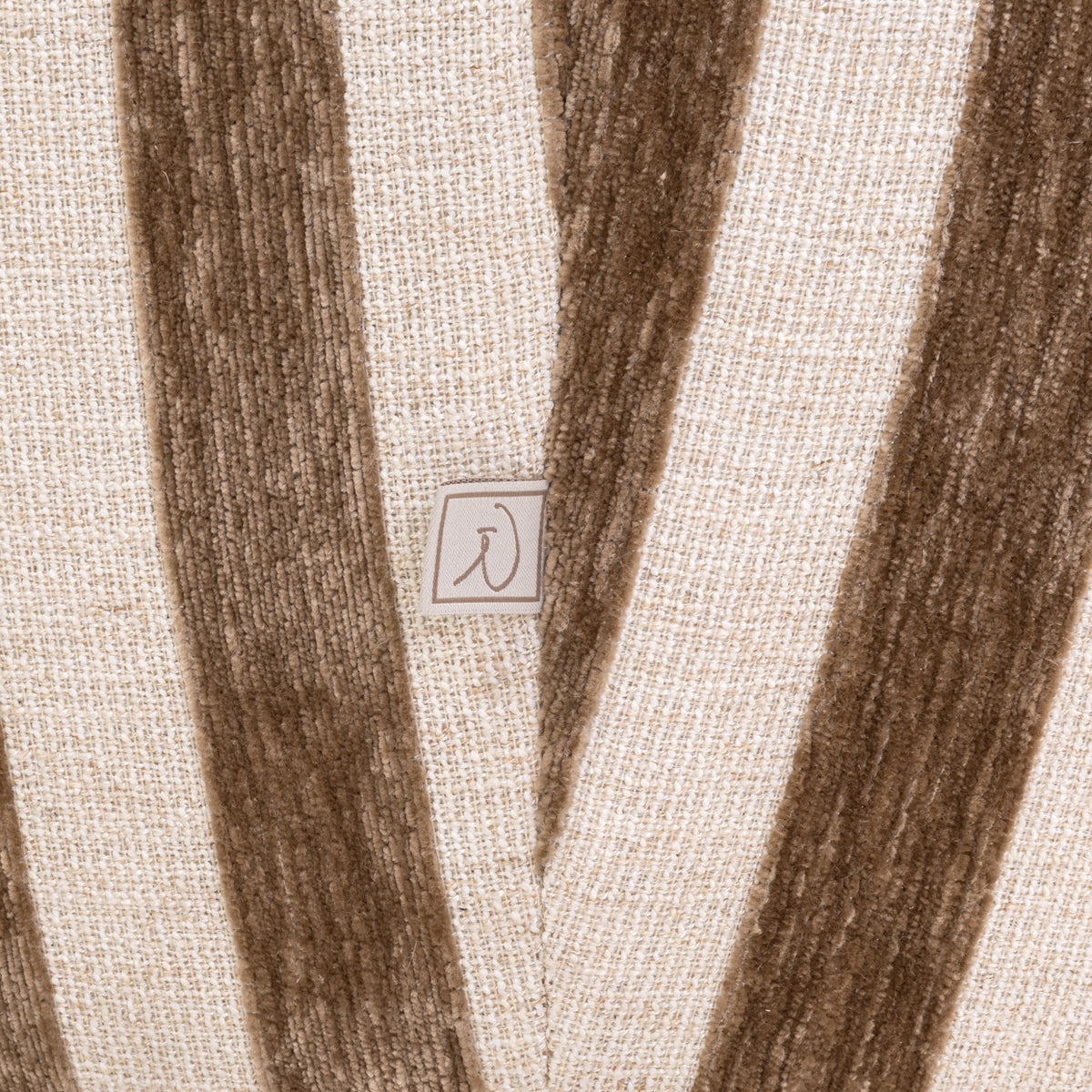 Richmond Interiors Lounge Stuhl Luxandra stripes sand Richmond Interiors