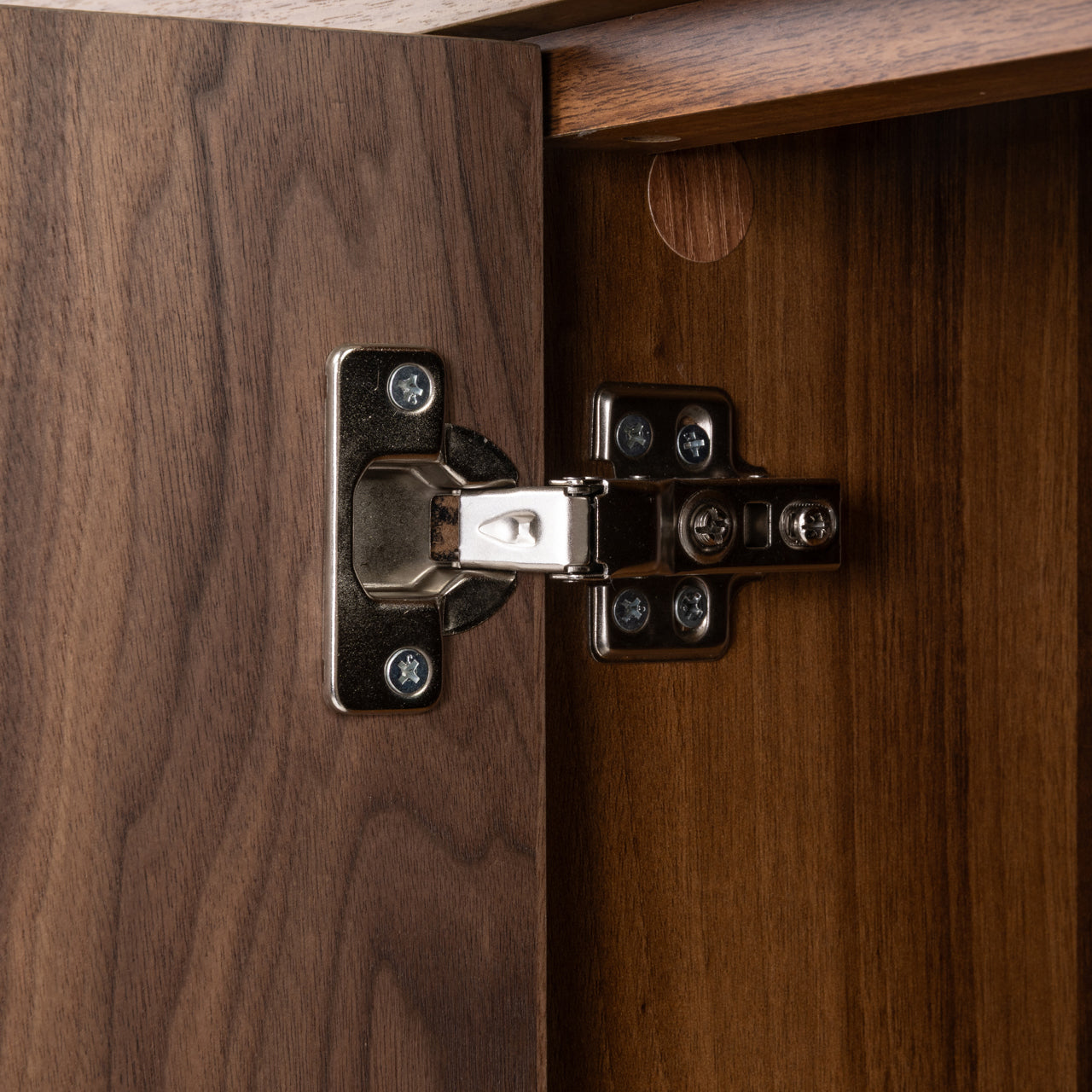 Richmond Interiors Sideboard Windsor walnut