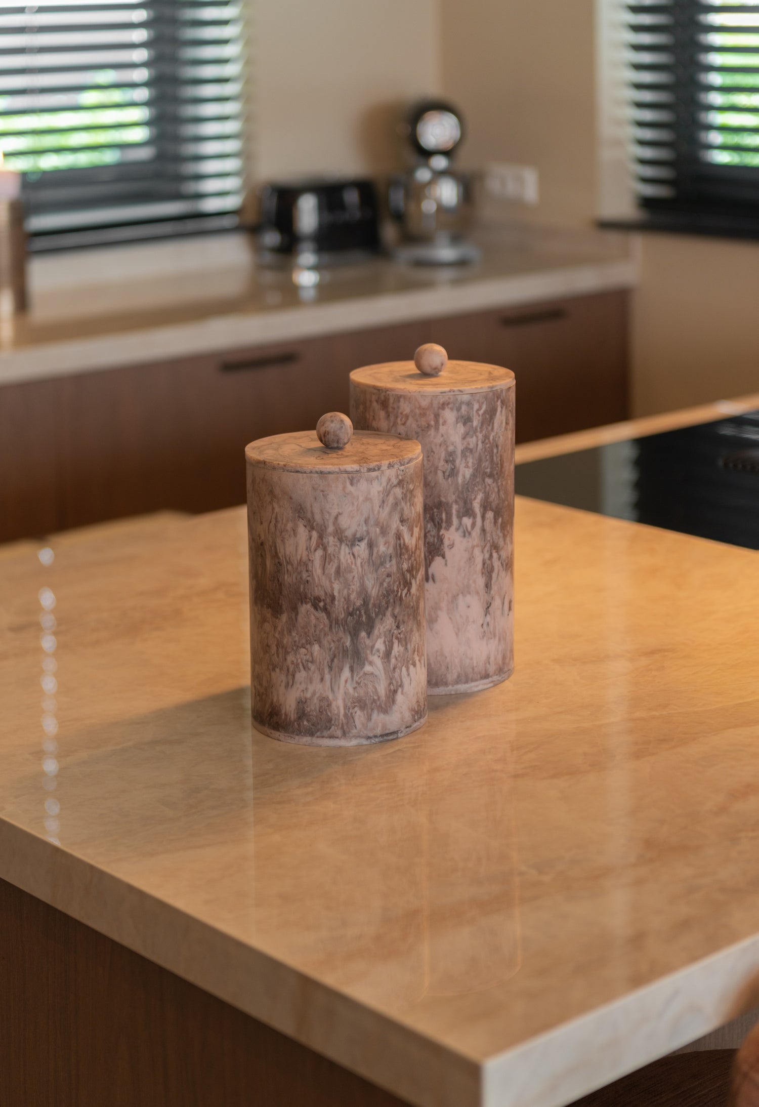 Richmond Interiors Aufbewahrungsbox Rosaline chocolat brown storage jar large Aufbewahrungsbox Richmond Interiors