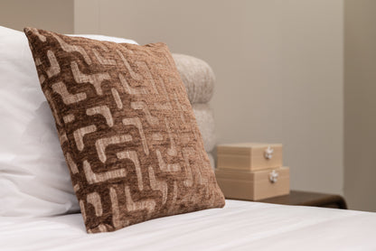 Richmond Interiors Kissen Ivy brown labyrinth Kissen Richmond Interiors