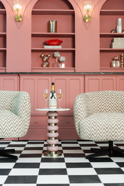 Richmond Interiors Lounge Stuhl Estelle sand chevron swivel Richmond Interiors