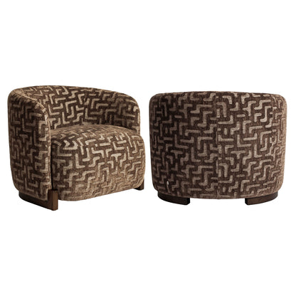 Richmond Interiors Lounge Stuhl Hannah brown labyrinth fire retardant Richmond Interiors