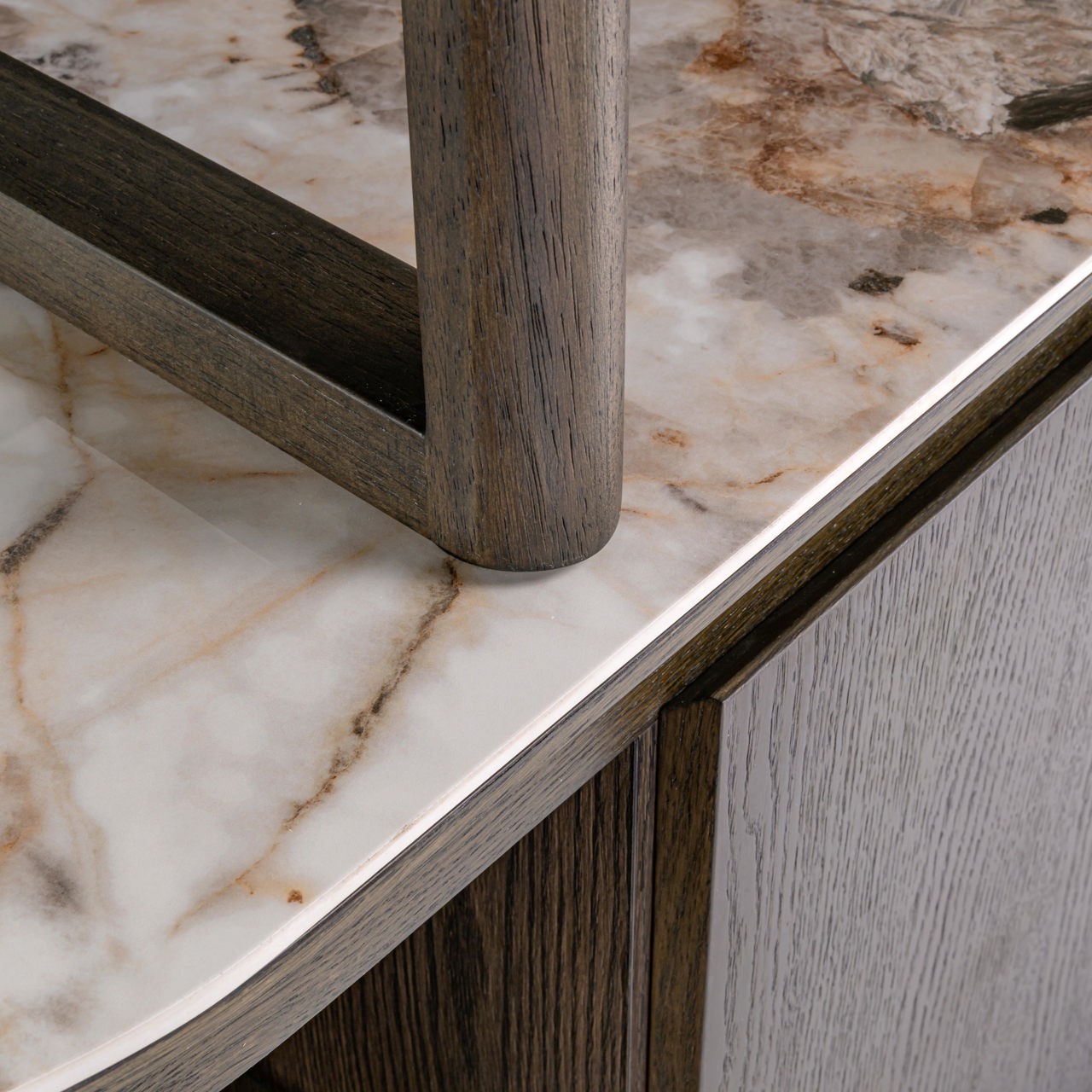 Richmond Interiors Vitrine Langford brown