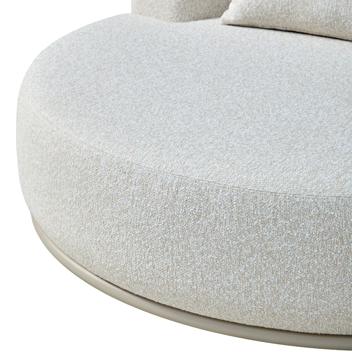 Richmond Interiors Outdoor Liege Belucci ecru round