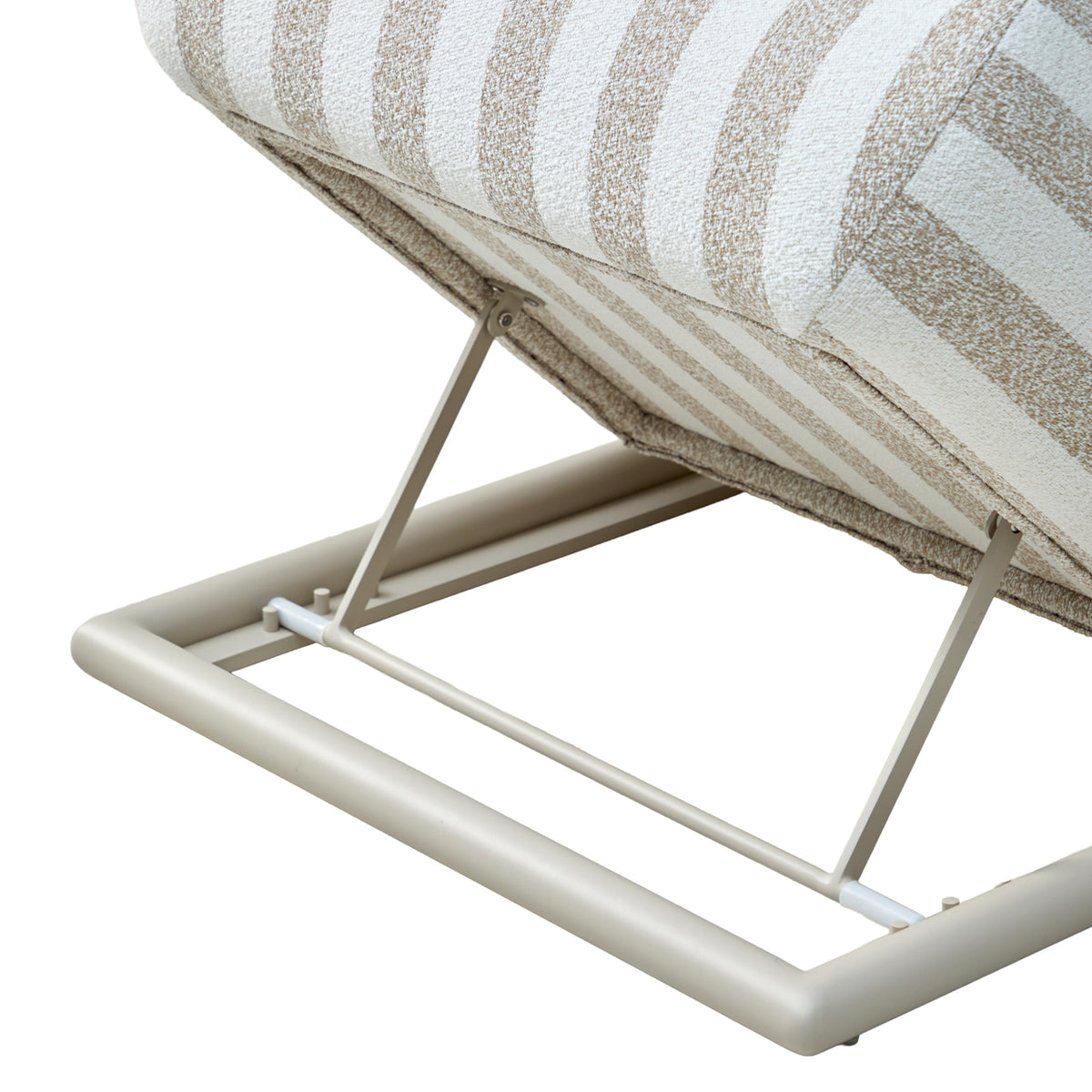 Richmond Interiors Outdoor Liege Sullivan ecru stripe