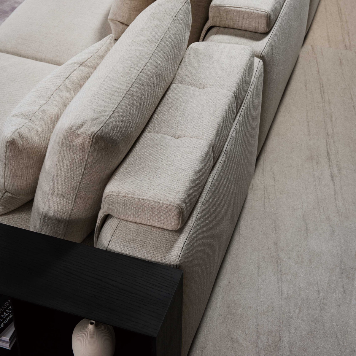 The Grand Collection ITALIA Ecksofa – Großzügiges Designsofa mit Chaiselongue