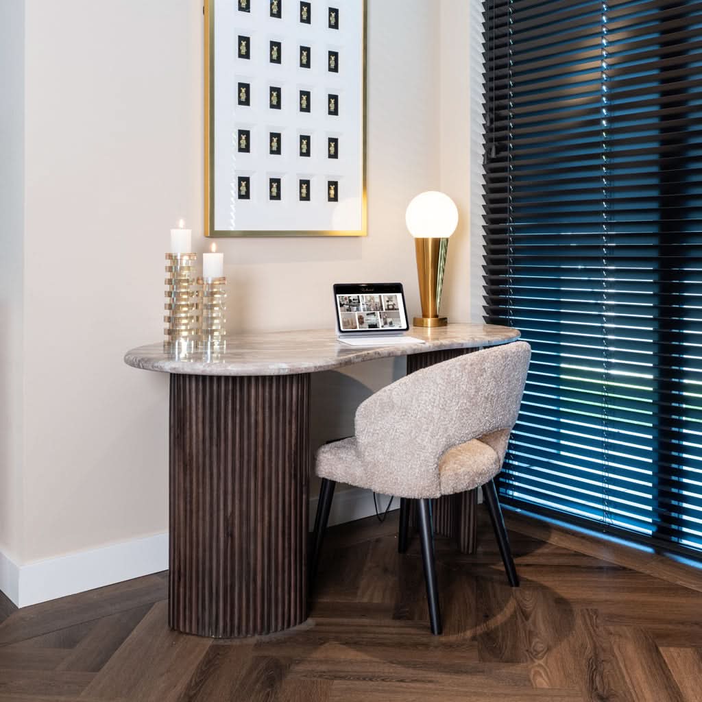 Richmond Interiors – Schreibtisch Rashford Dark Brown