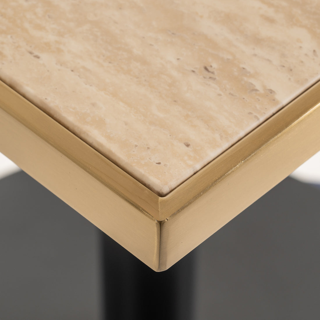 Richmond Interiors Bistrotisch Brazza 70x70 (Beige) Bistrotisch Richmond Interiors