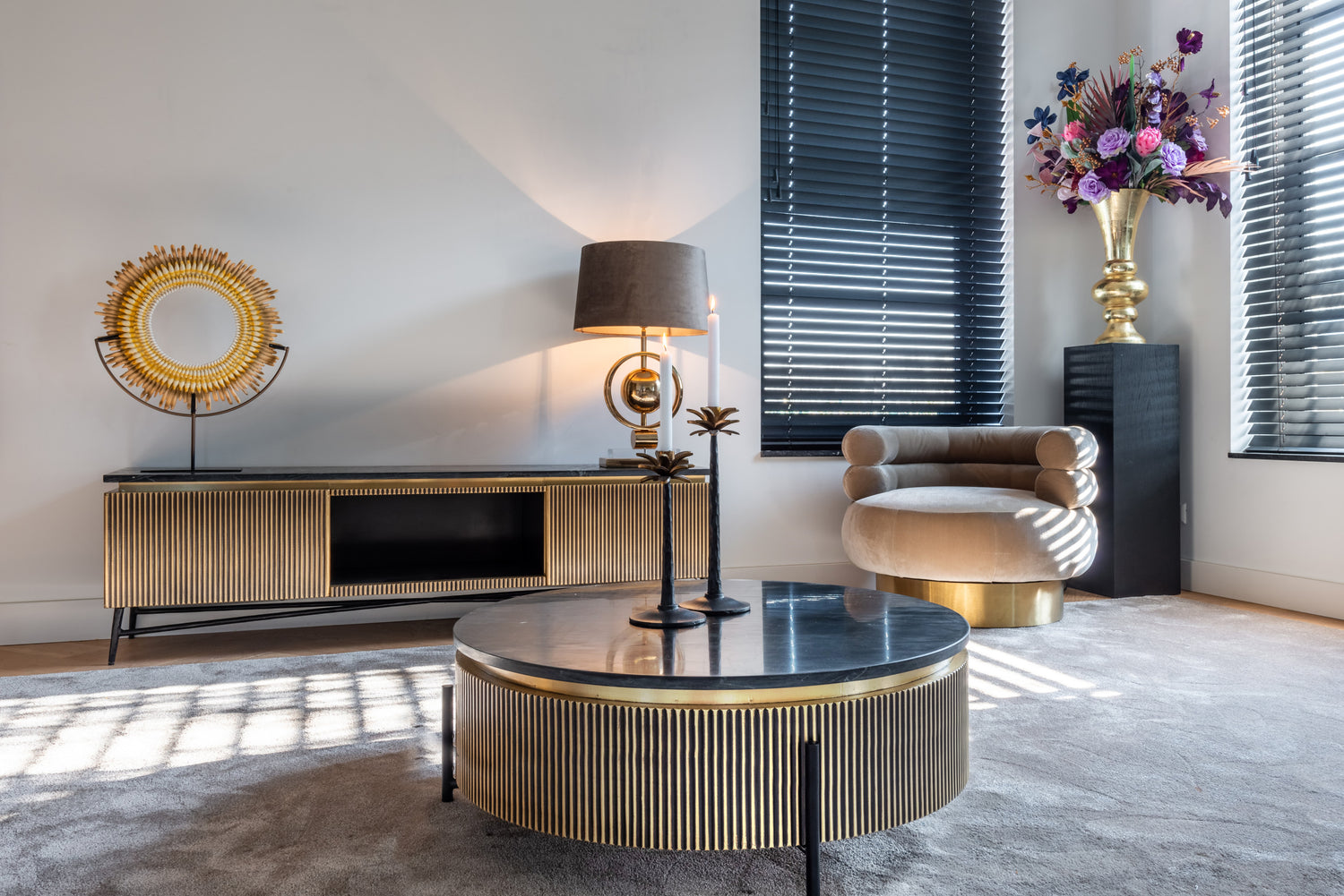 Richmond Interiors Couchtisch Ironville gold 90Ø