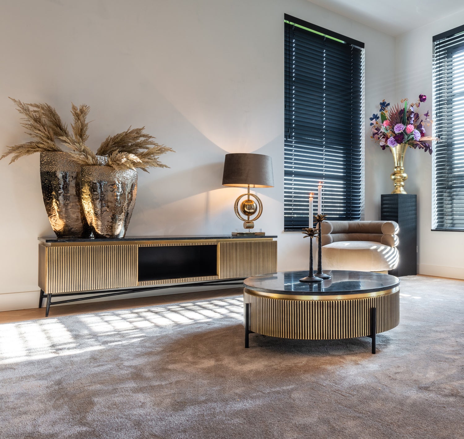 Richmond Interiors TV-Schrank Ironville gold