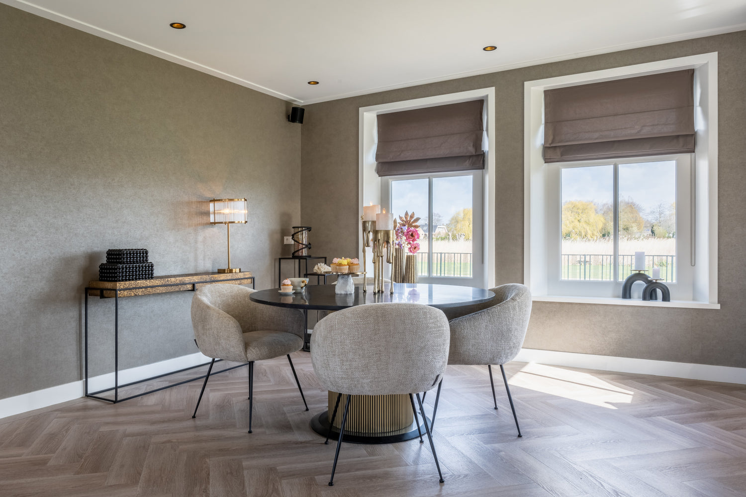 Richmond Interiors Tischlampe Loiza brushed gold Tischlampe Richmond Interiors