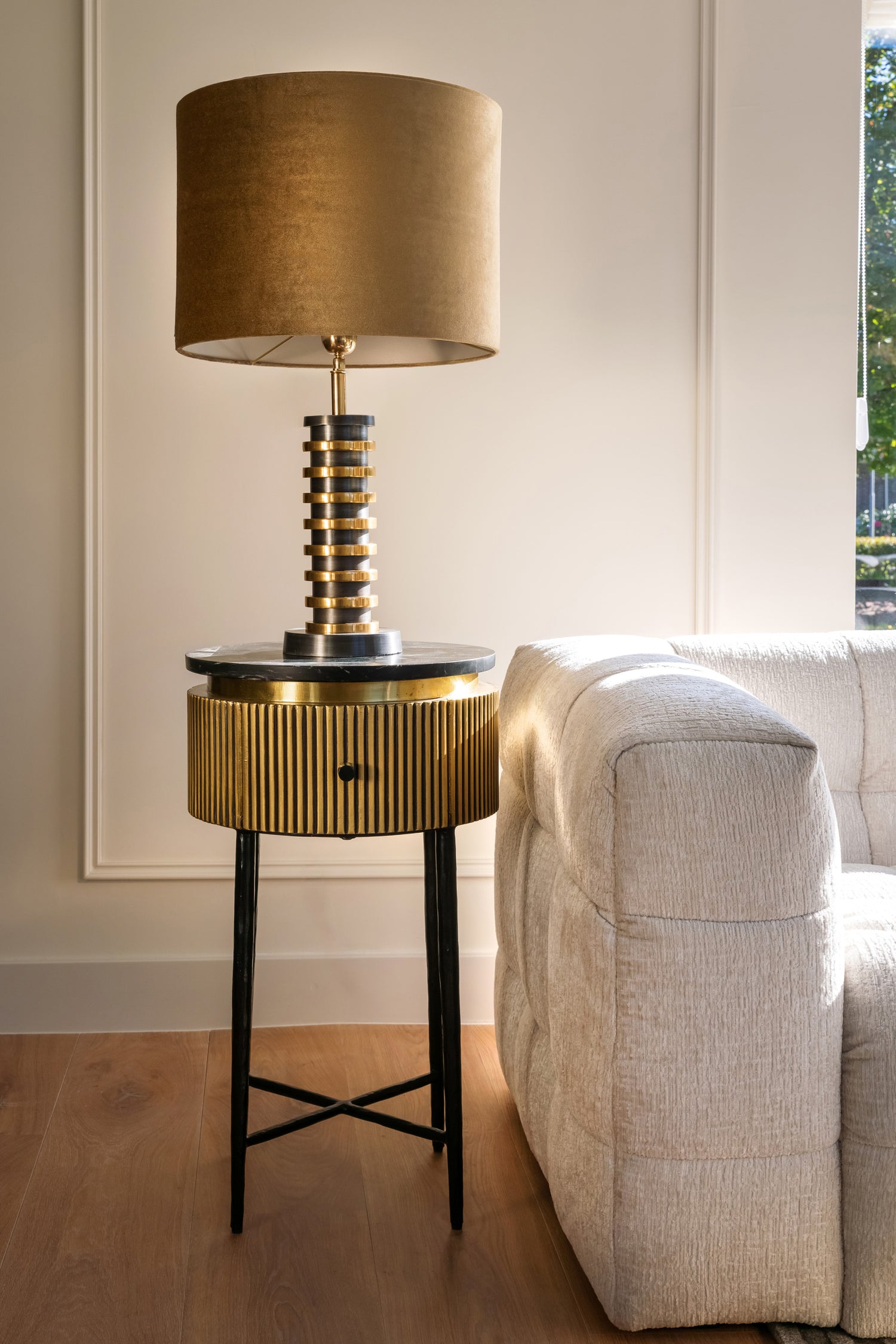Richmond Interiors Beistelltisch Ironville gold