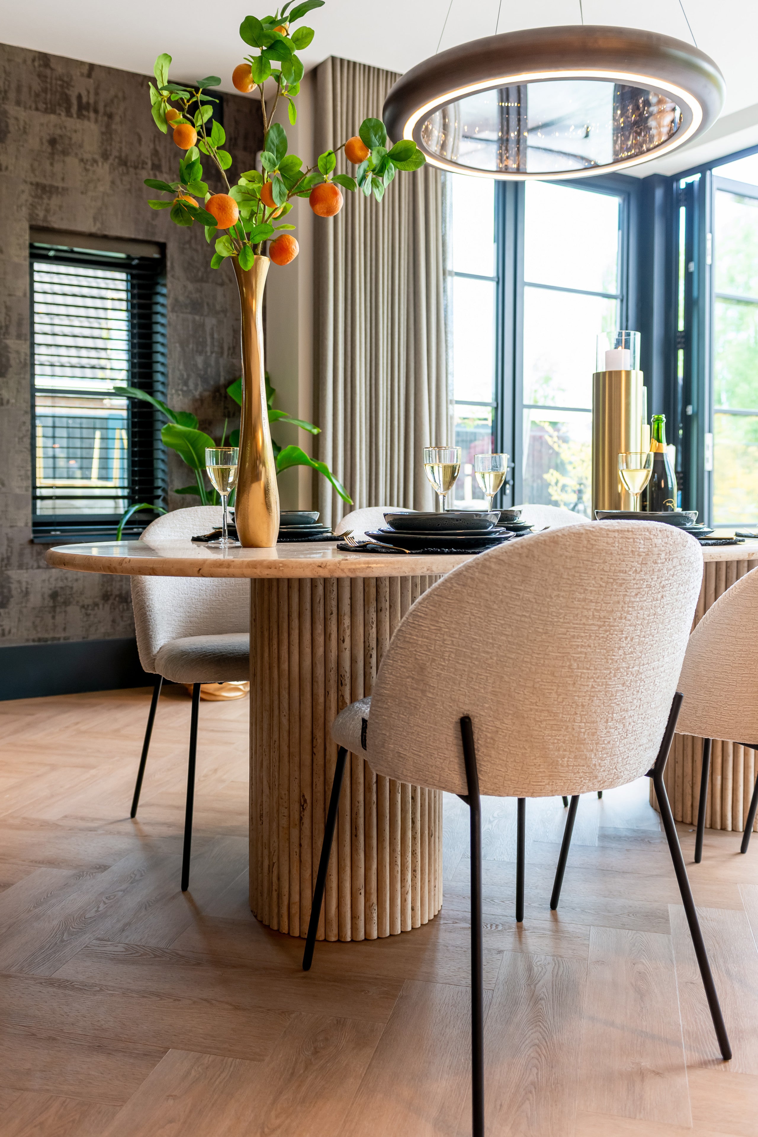 Richmond Interiors Chair Alyssa Cream Fusion (Fusion Cream 02)