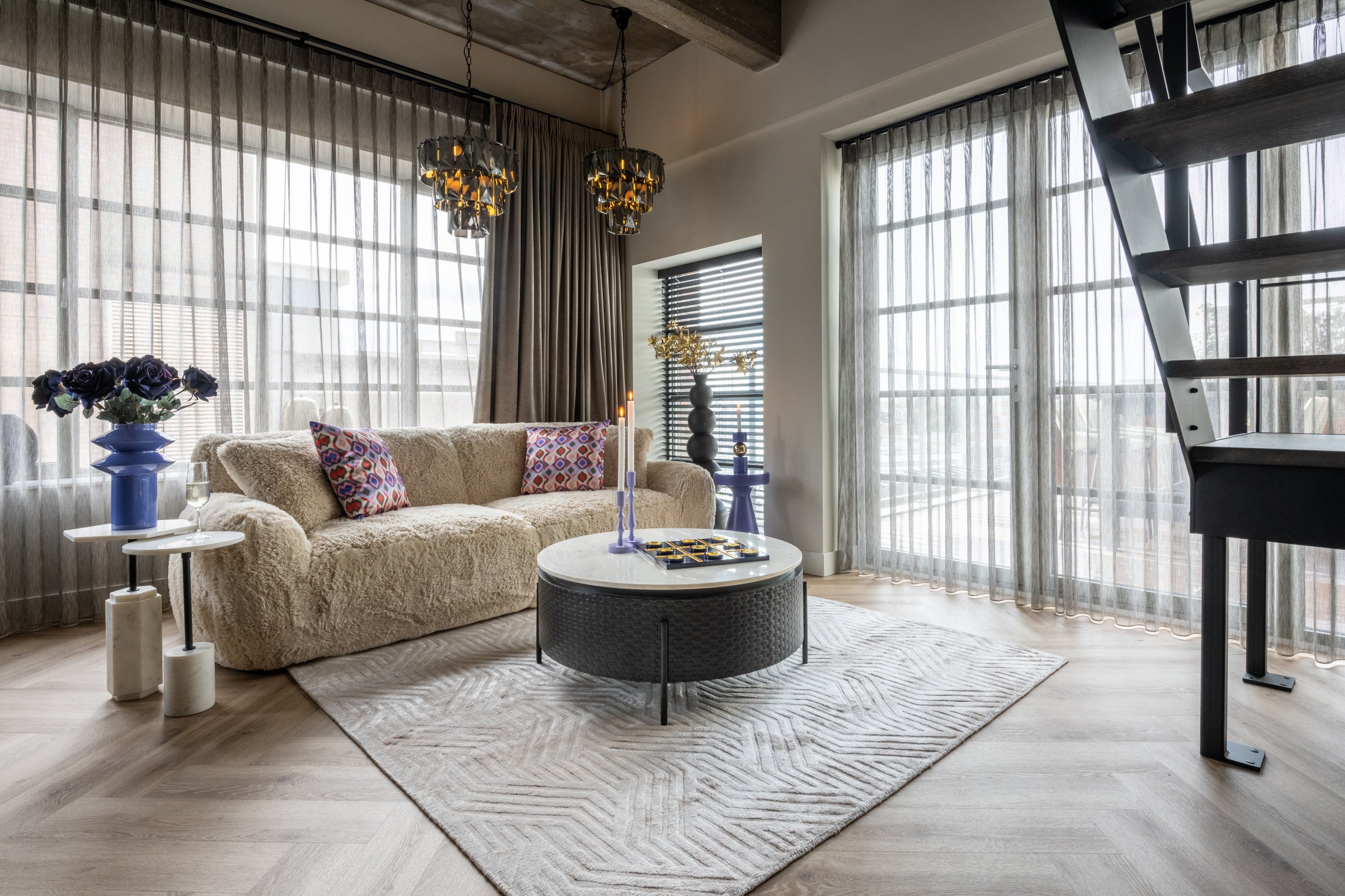 Richmond Interiors Kerzenhalter Febe purple