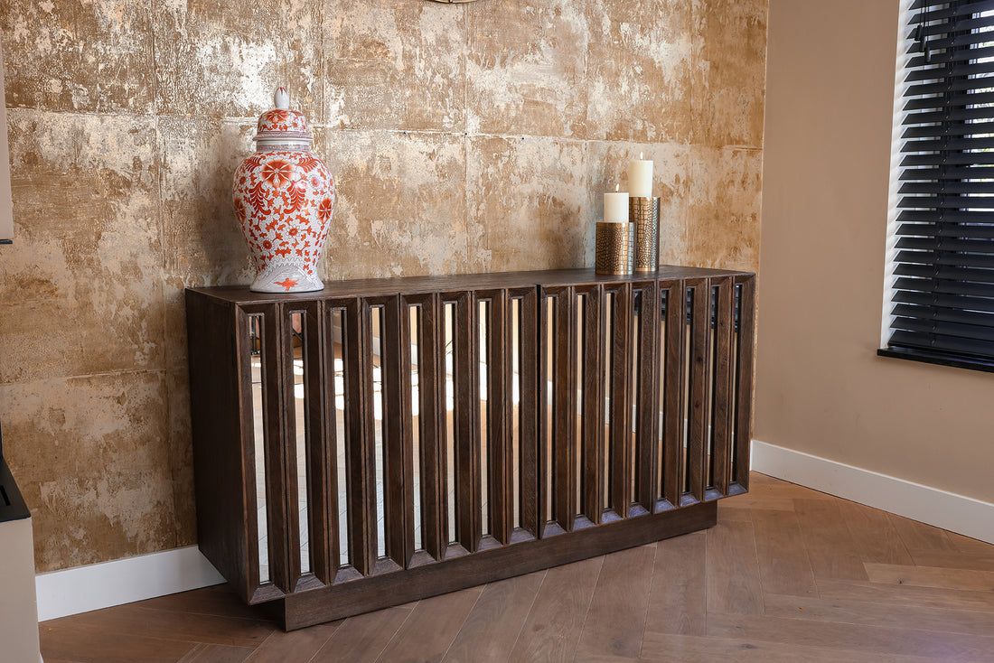 Richmond Interiors Sideboard Bryant 4 Türen (Brown) Sideboard Richmond Interiors