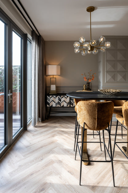 Richmond Interiors Bartisch Revelin black/gold 140 Bartisch Richmond Interiors