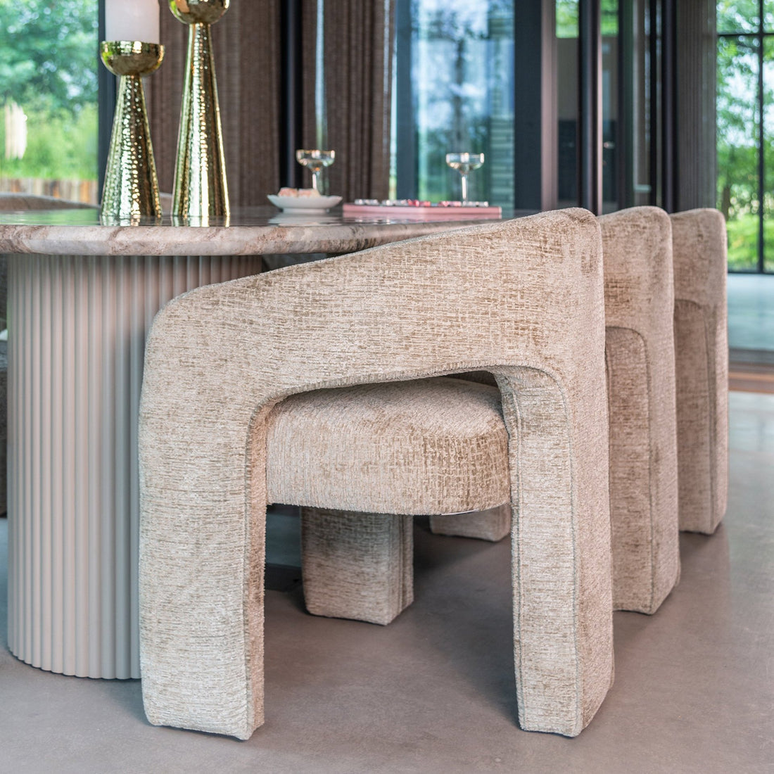 Richmond Interiors - Stuhl Belle desert fusion feuerhemmend Esszimmerstuhl Richmond Interiors