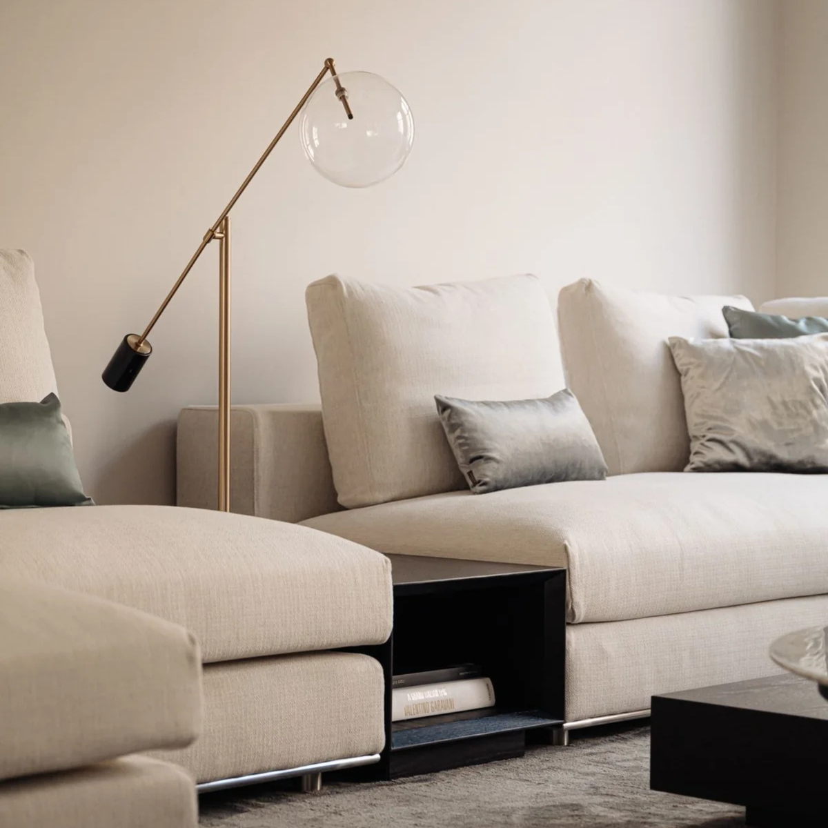 The Grand Collection MASSIMO Midside Table – Caramel Leather Beistelltisch eckig The Grand Collection