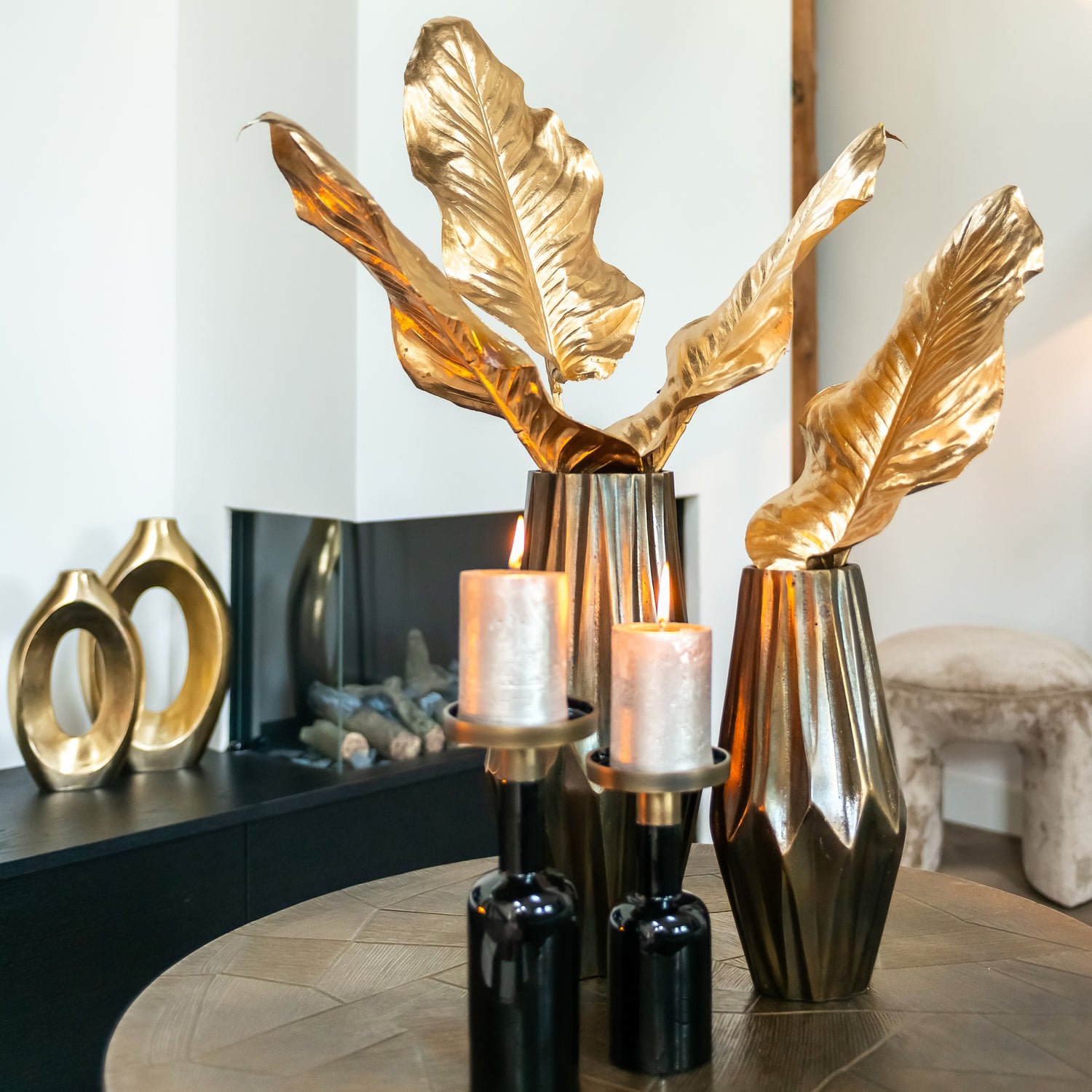 Richmond Interiors Vase Alma brushed gold small