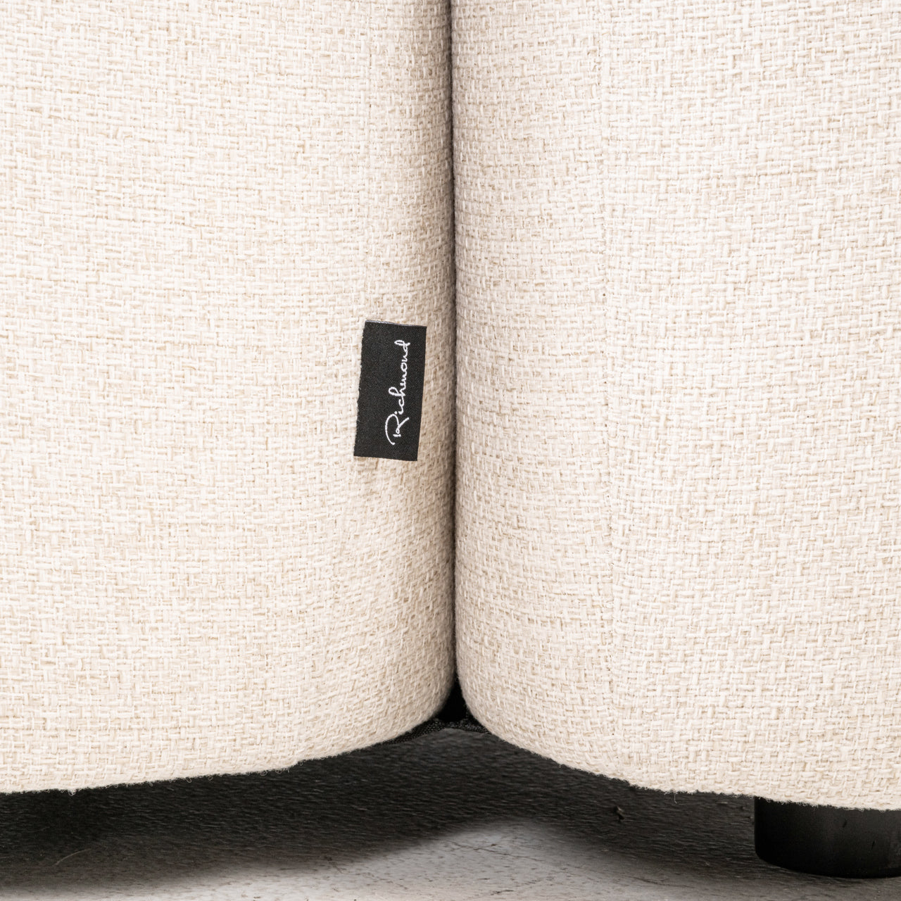 Richmond Interiors Outdoor Lounge Stuhl Dawson beige alpine Outdoor Lounge Stuhl Richmond Interiors