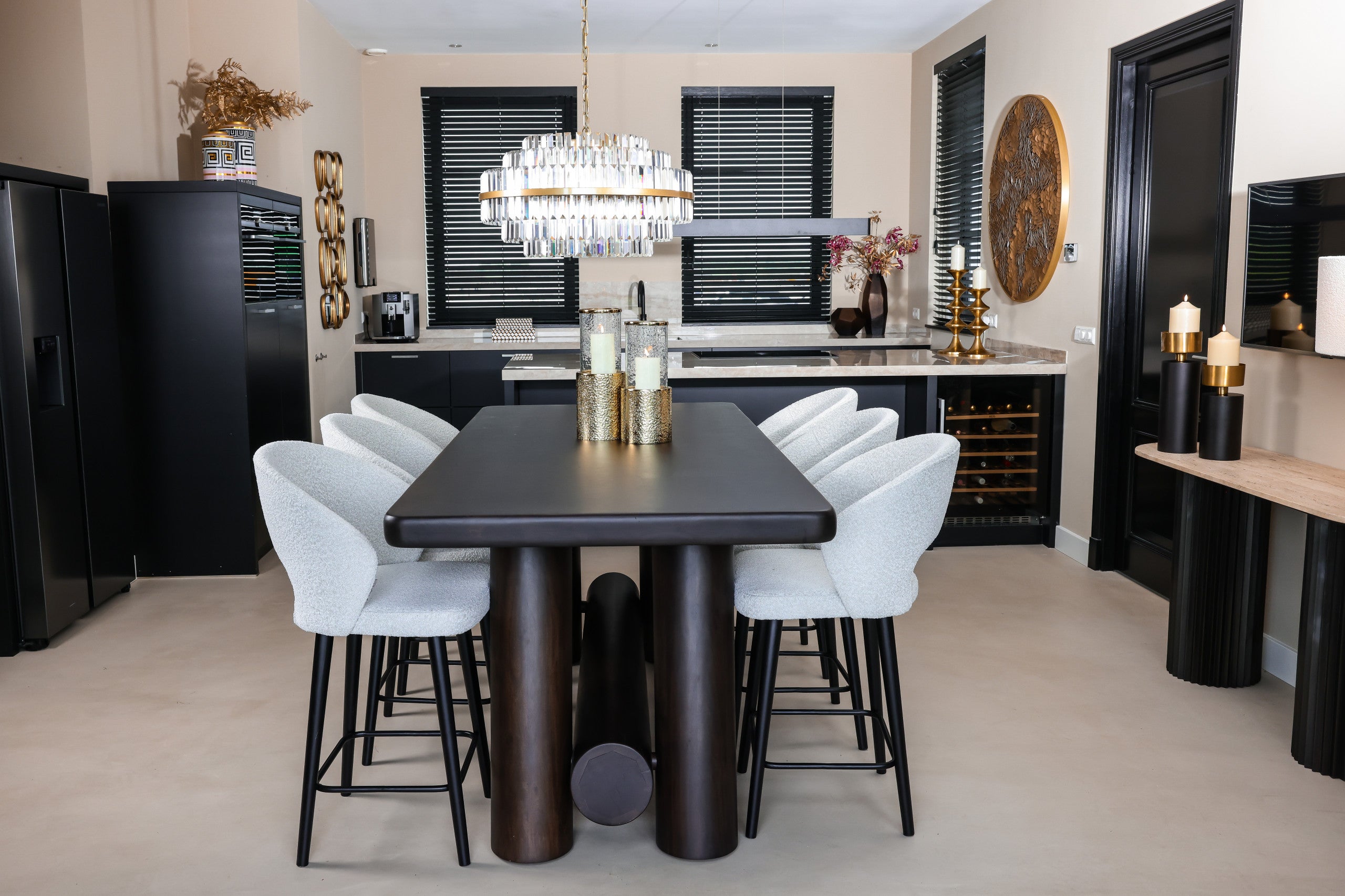 Richmond Interiors - Buffet en travertin Hampton