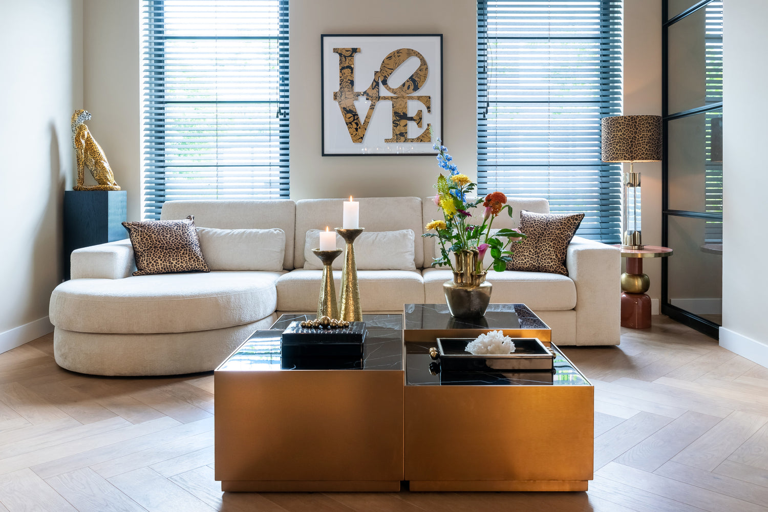 Richmond Interiors Tablett Liv black/gold