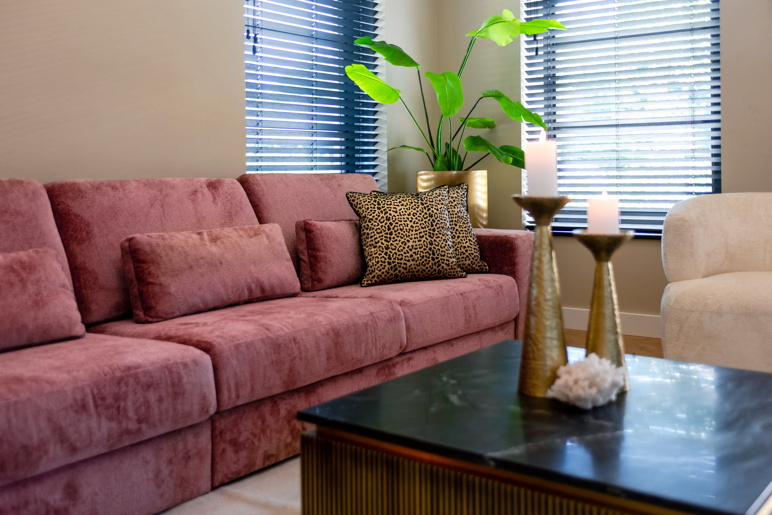 Richmond Interiors Couchtisch Ironville gold 90x90 Couchtisch Richmond Interiors