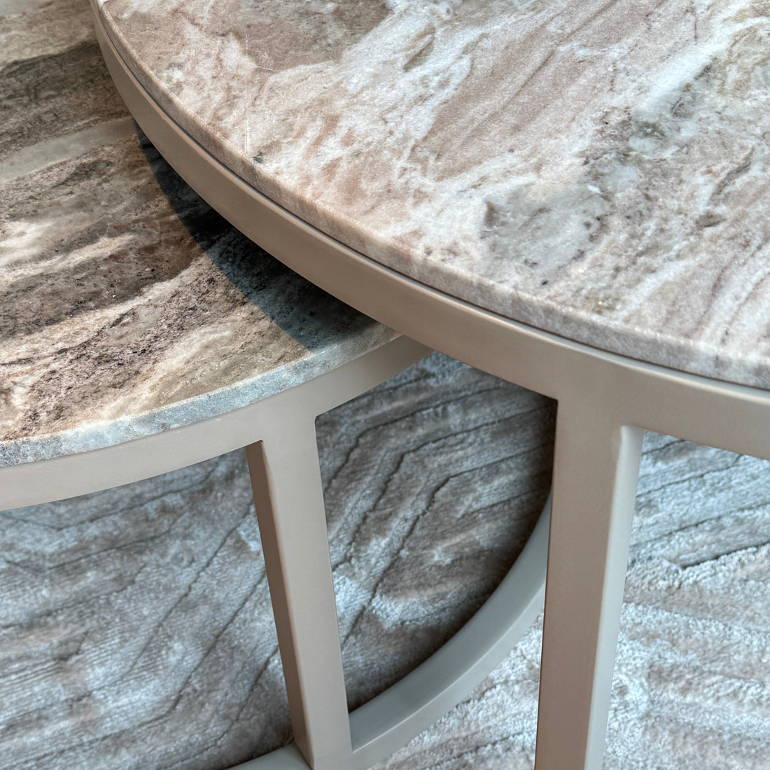 Richmond Interiors Couchtisch Fairfax – 2er-Set (Stone) 2er-Set Couchtisch Richmond Interiors