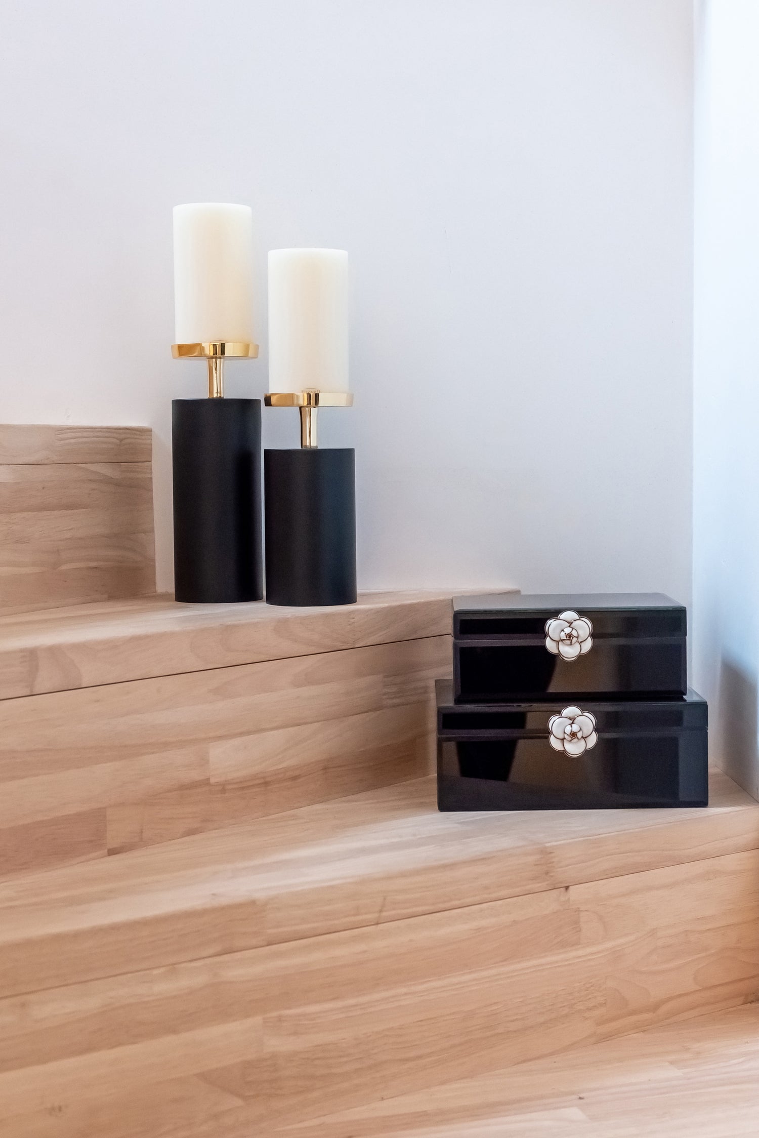 Richmond Interiors Kerzenhalter Caya black/gold small