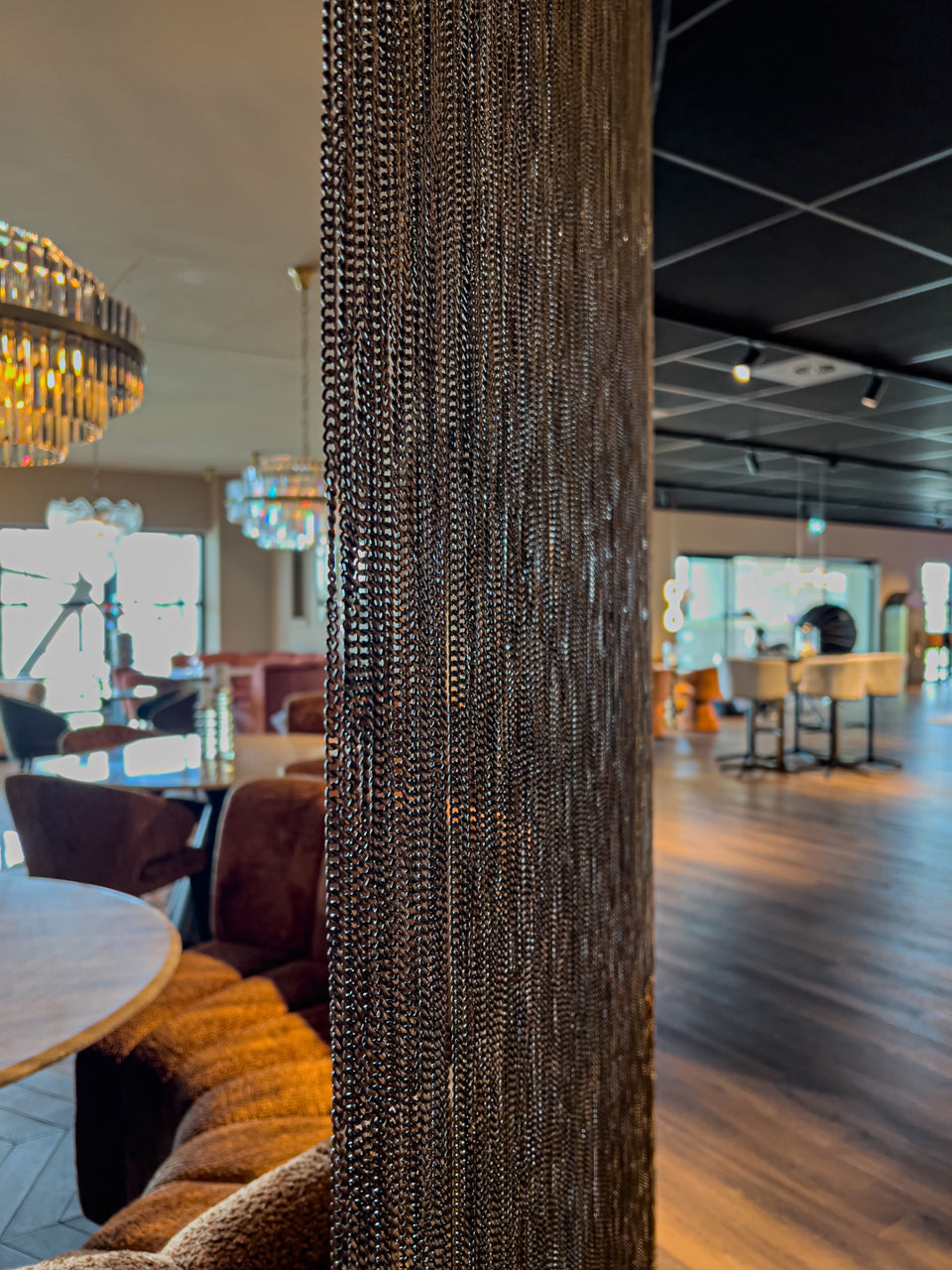Richmond Interiors Dekoratives Objekt Curtain gold chain Dekoratives Objekt Richmond Interiors