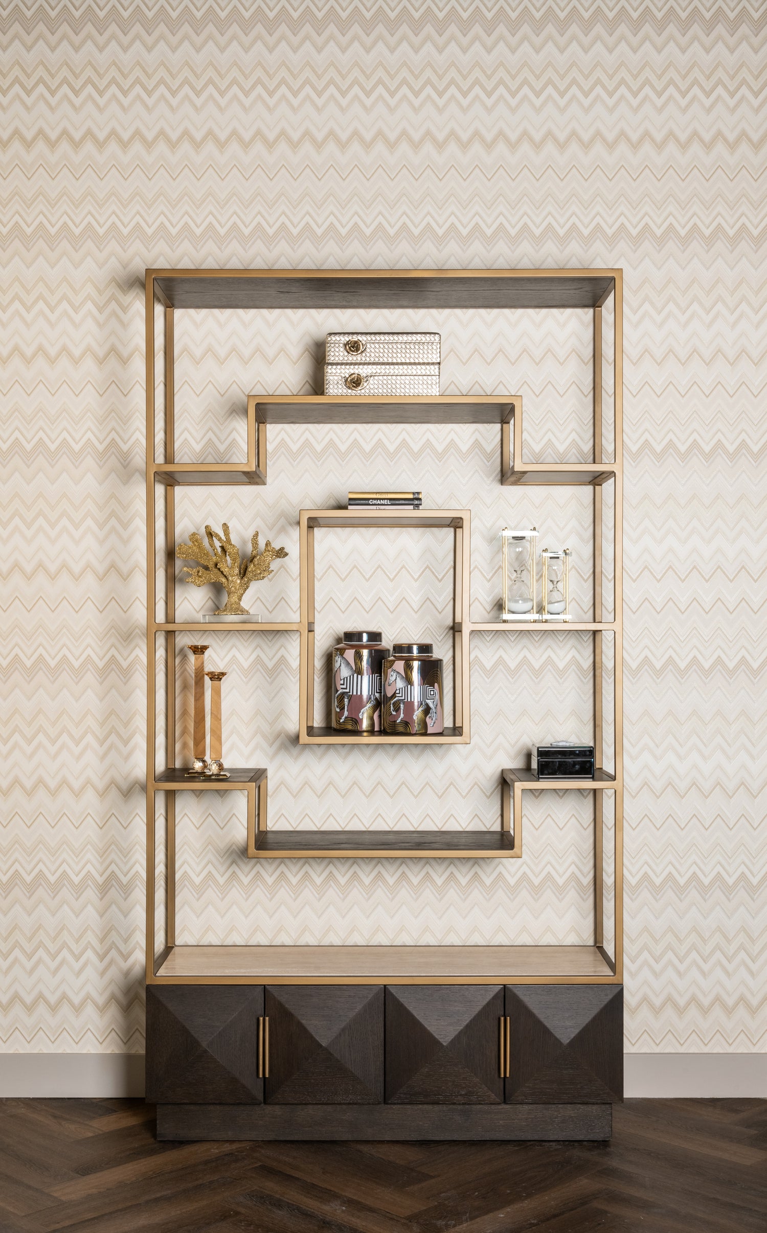 Richmond Interiors Vitrine Claremont brown Vitrine Richmond Interiors