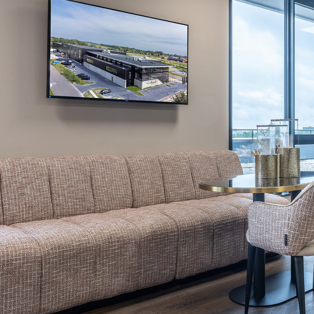 Richmond Interiors Sitzbank Hillpark customized round corner Sitzbank Richmond Interiors