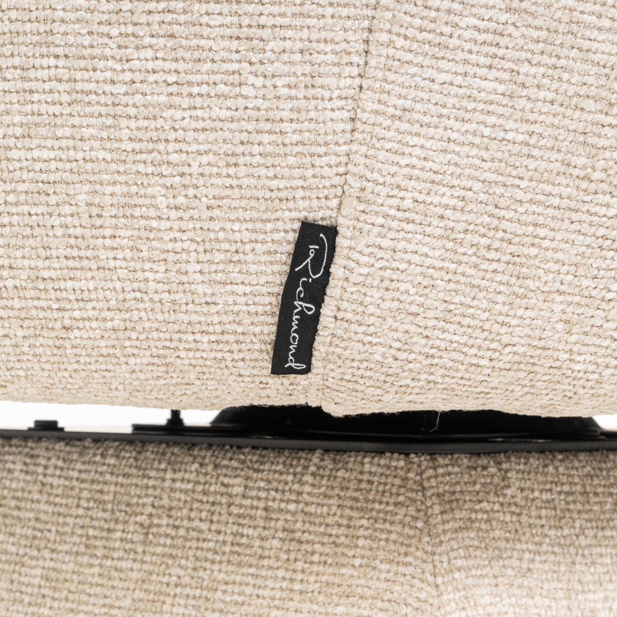 Richmond Interiors Esszimmerstuhl Quiriro biscotti swivel Richmond Interiors