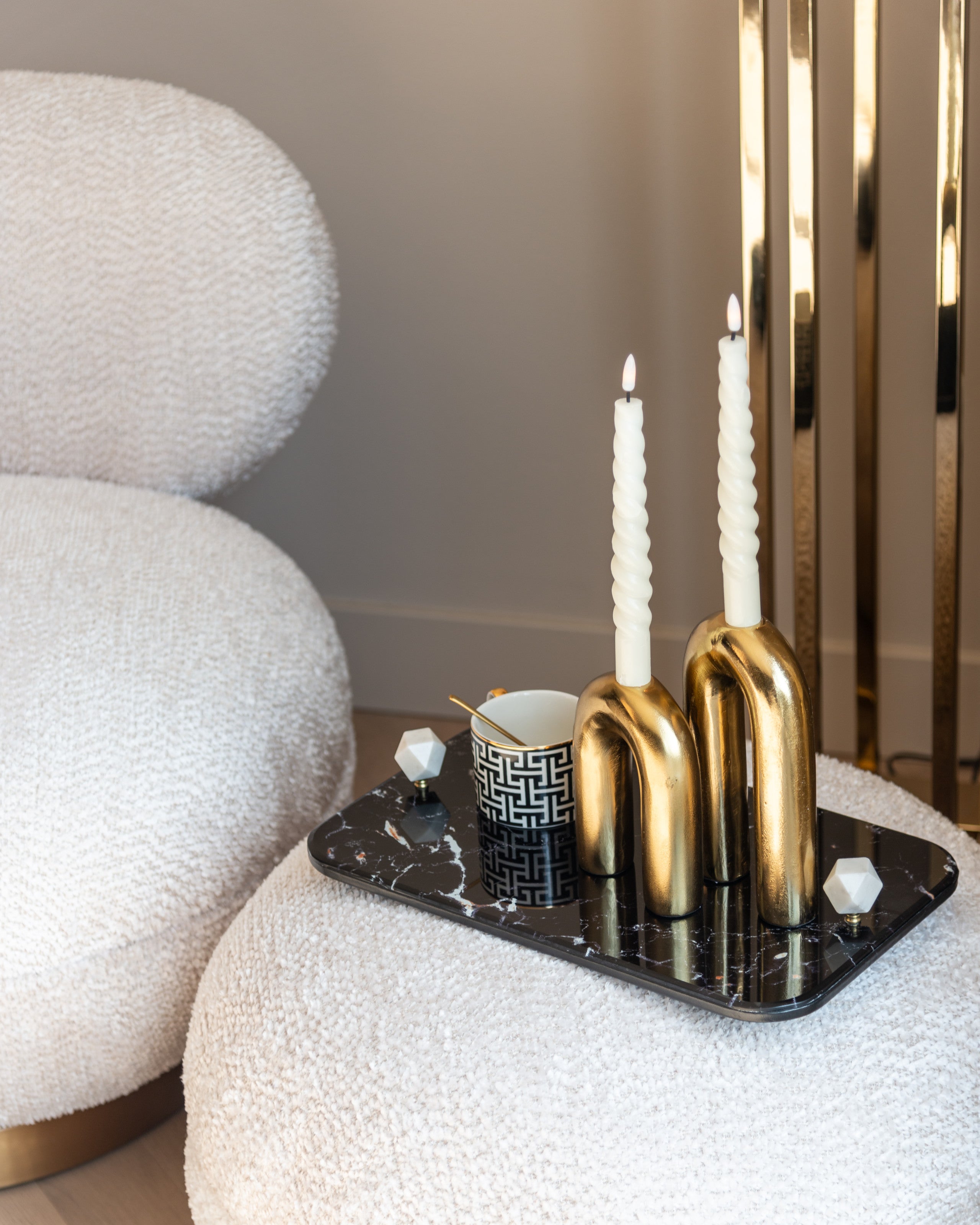 Richmond Interiors Tablett Yaya black