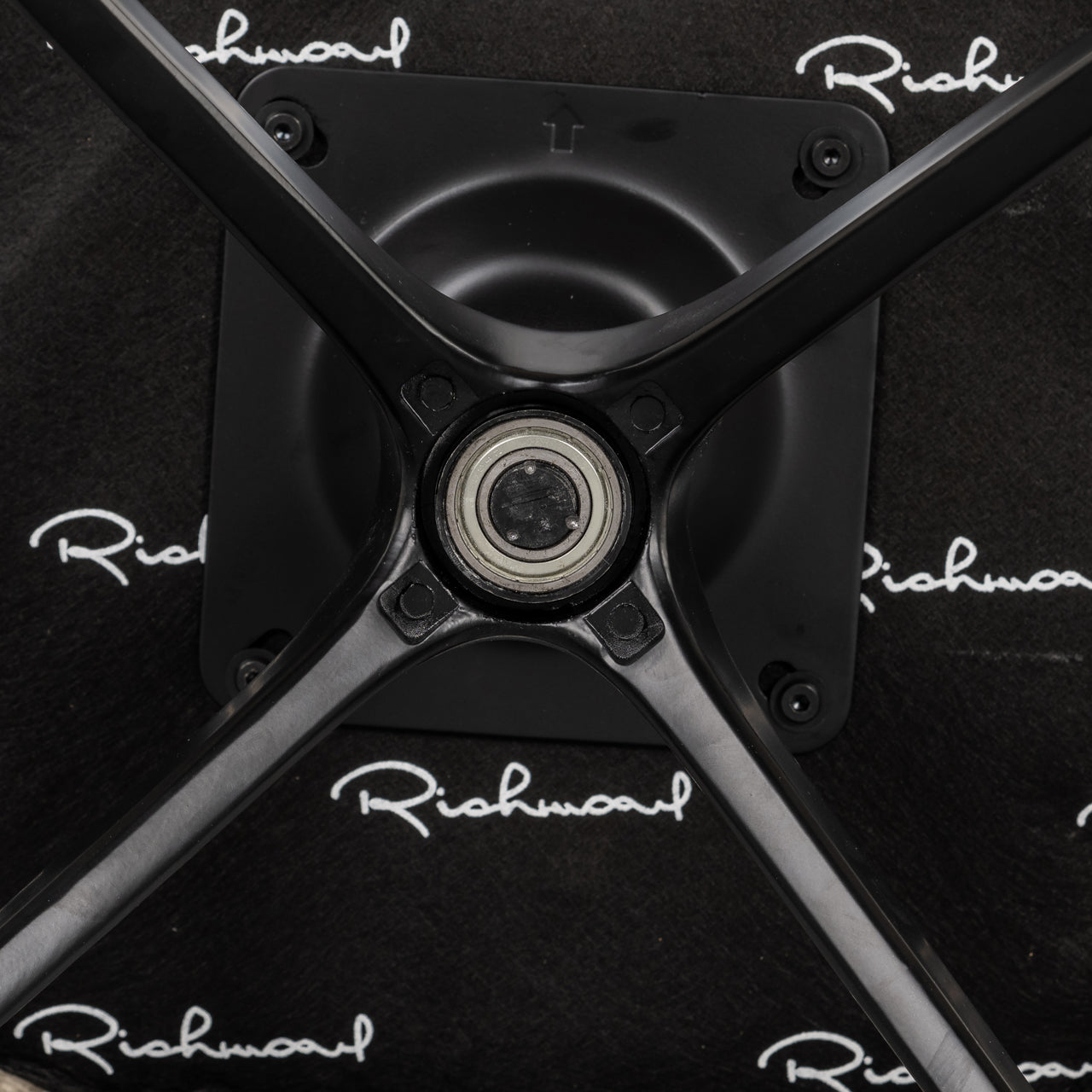 Richmond Interiors Esszimmerstuhl Cheyenne desert fusion swivel fire retardant Esszimmerstuhl Richmond Interiors