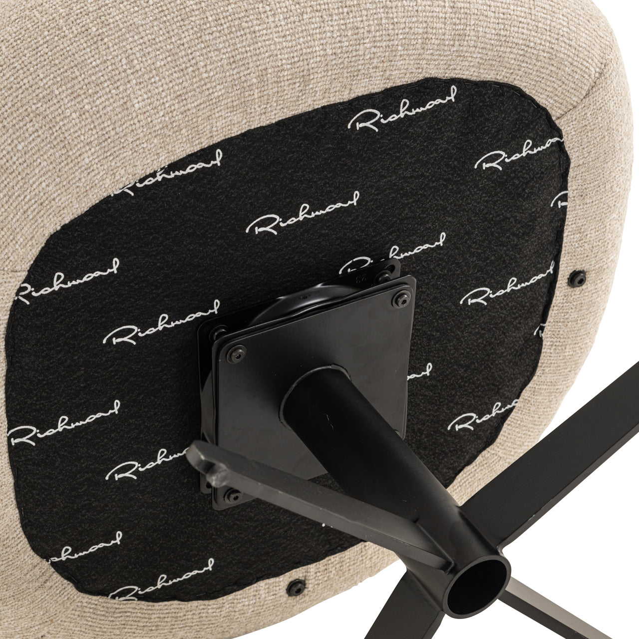 Richmond Interiors Esszimmerstuhl Alexis biscotti swivel Esszimmerstuhl Richmond Interiors